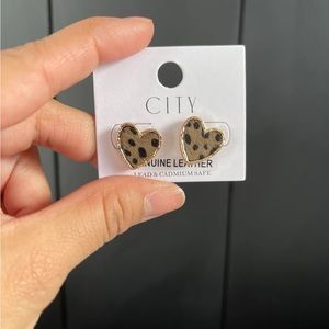 NWT Animal Print Heart Earrings